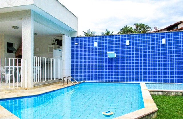 Casa com piscina e churrasqueira em Niterói/RJ