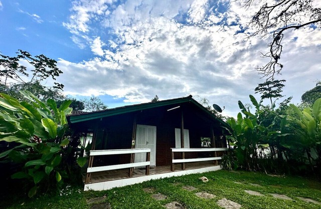 Casa com piscina e churrasqueira em Ubatuba/SP