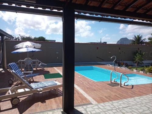 Casa com Piscina em Itaipuaçu