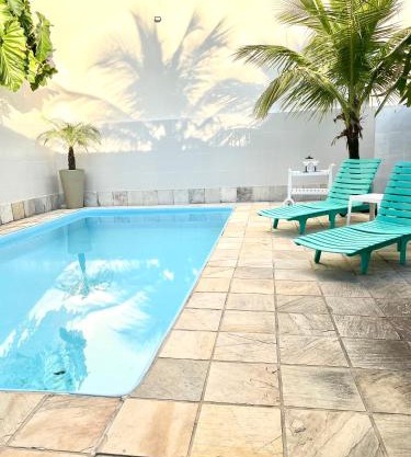 Casa com piscina em Piratininga
