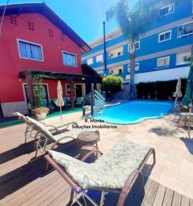 Casa com piscina ingleses 0181