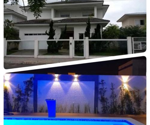 Casa com piscina na Praia dos Ingleses em Florianopolis - 5 dormitórios