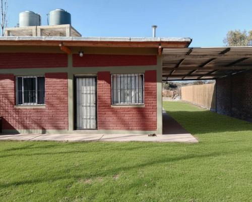 Casa con Pileta Pedriel II