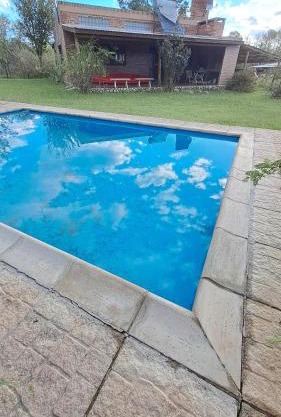 Casa con pileta y jardin Traslasierra