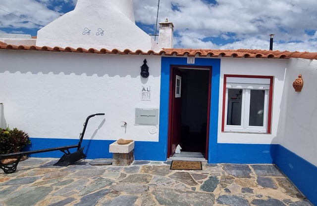 Casa da Chaminé - Outeiro
