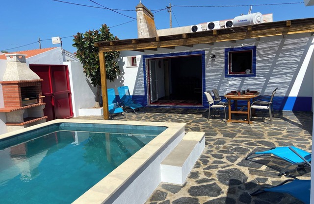 Casa da Oriola Maison Avec Piscine Dans un Petit Village Typique Dalentejo