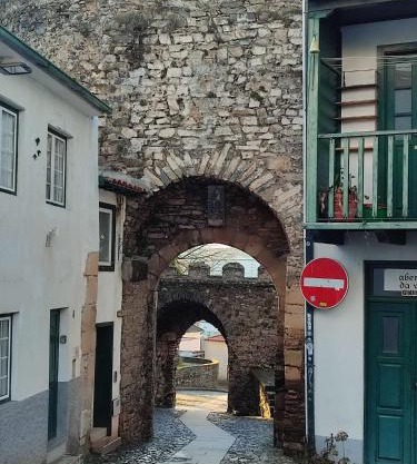 Casa da Porta de Santo António