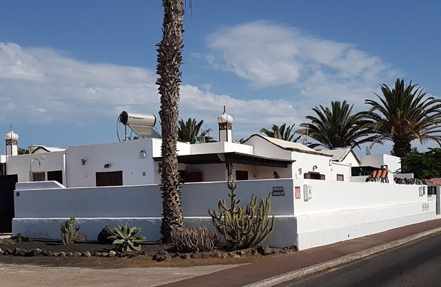 Casa Dasha Studio Apartment - best area - easy walks beach & shopping center