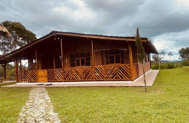 Casa de Campo CAMVUL lodging; connect with Choco Andean Nature