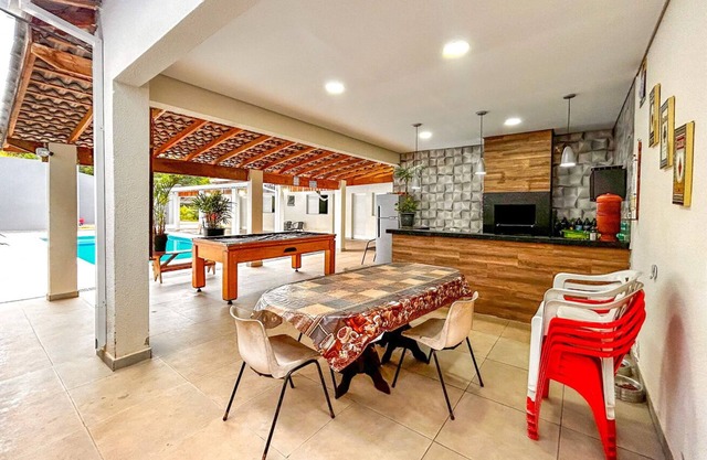 Casa de campo com lazer completo em Mairinque/SP