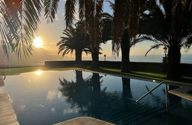 Casa de Campo en una Isla con Piscina Privada!