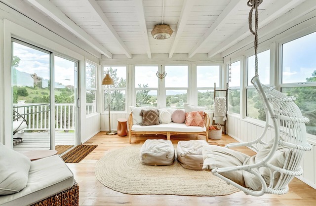 CASA DE ICE : Stunning 5 Bedroom, 6 Acre Retreat!