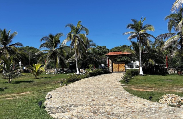 Casa de Cathy. nPlaya Ventura. 2 hours south Acapulco front beach. WiFi n