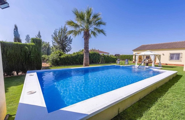 Casa de Noa Holiday Home, Seville countryside