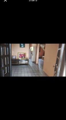 Casa de ponta de pedras