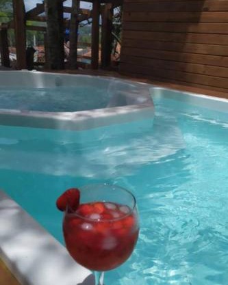 Casa de praia com piscina em Governador Celso Ramos