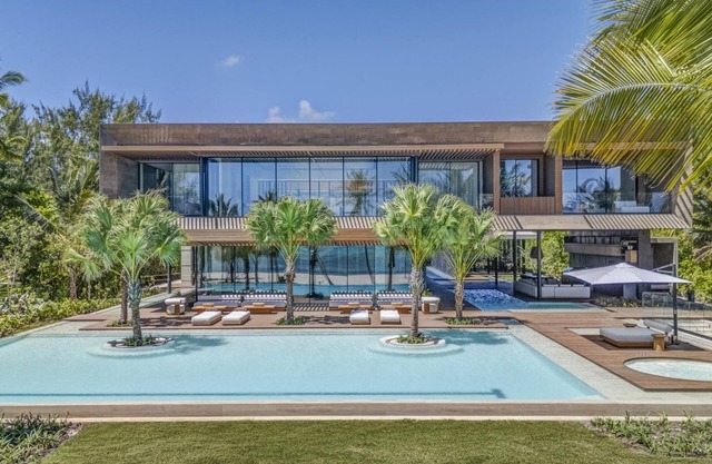 Casa Del Mar - Cap Cana Beachfront Masterpiece