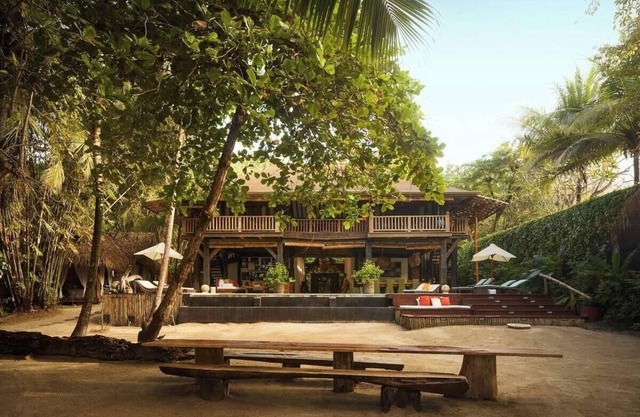 Casa Dewa, unique luxury beachfront villa in Northern Santa Teresa