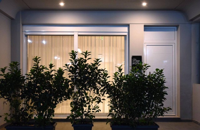 Casa di Pino in Paradisi Square Near Airport