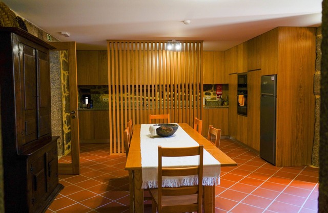 Casa do Ribeiro, com Piscina e Vinha