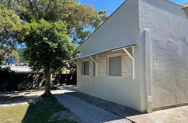 Casa Dois Quartos Pertinho do Mar