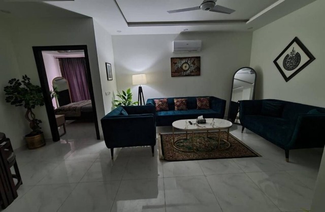 CASA DOLCE Two-Bedroom luxury Apartment with Pool, Gym & Cinema