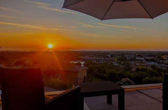 Casa Dolce Vita, recent studio, air-conditioned, with terrace with sea view