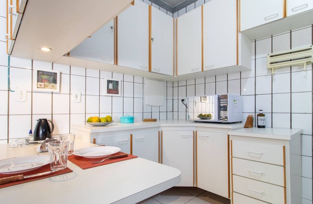 Casa dos 14 Passarinhos (Praia Grande Residence Club 1 condominium). Wi-FI 100Mb