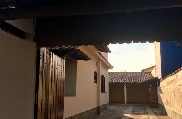 Casa Duplex, em Itaúna 8 Min.caminhando até a Praia