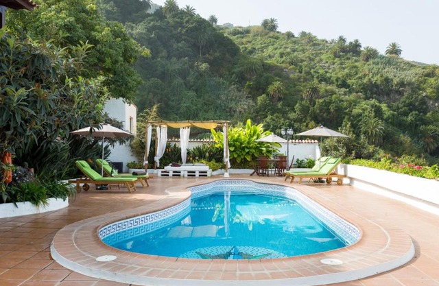 Casa el Mirlo: Paraíso rural con piscina y hermosos jardines en Icod de los Vinos, Tenerife - ES-279-20