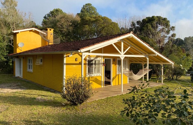 Casa em condomínio fechado, 4km Centro de Gramado.