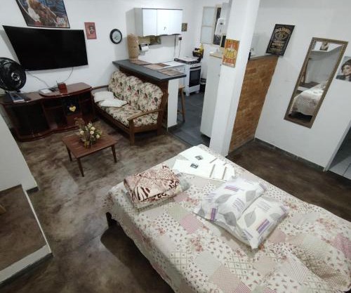 Casa em frente a praça principal