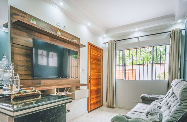 Casa em Itanhaém com piscina a 5 minutos da praia