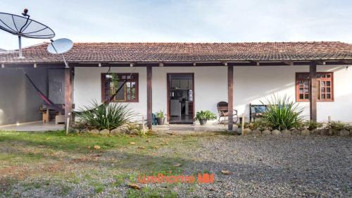 Casa em Navegantes próxima a Praia da Miraguaia