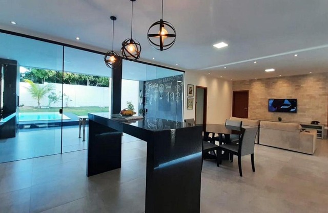 Casa em Taperapuan com 3 Suítes e Hidromassagem