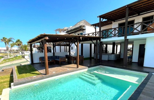 Casa en Nuevo Altata con Alberca Privada, Villa del mar
