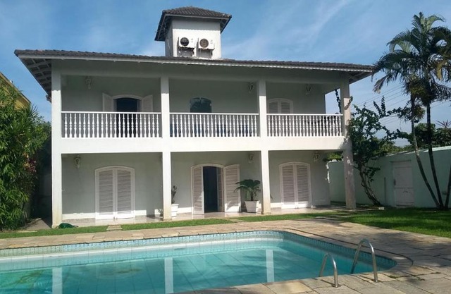 Casa Eventos e Temporada com 2 suites, piscina, churrasqueira, Wi-Fi, Ar Condicionado - Proximo Praia Mar Casado e Pernambuco - Guaruja -