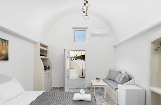 Casa Evgenia I private villa with jacuzzi