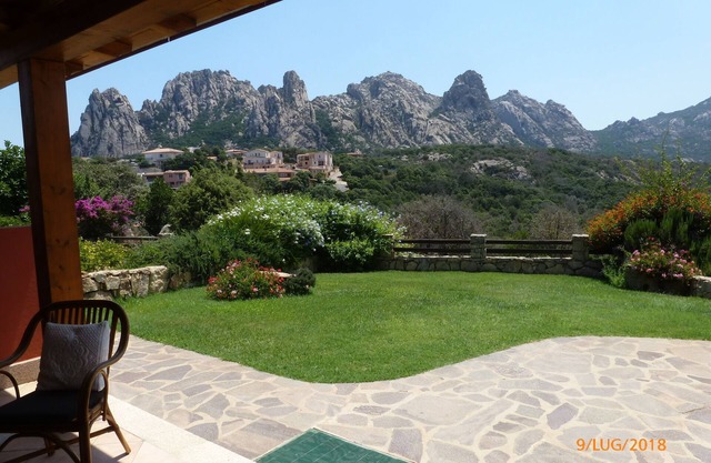 Casa Fiorella Red Trilo: quiet and panoramic home, near the village center.