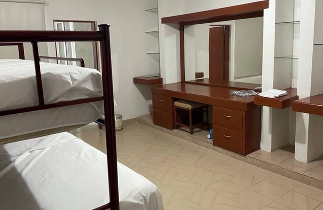 CASA GRANDE CERCA DEL CENTRO DE VERACRUZ