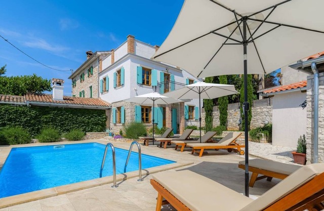 Casa Ivan Fuskulin istrian stone house
