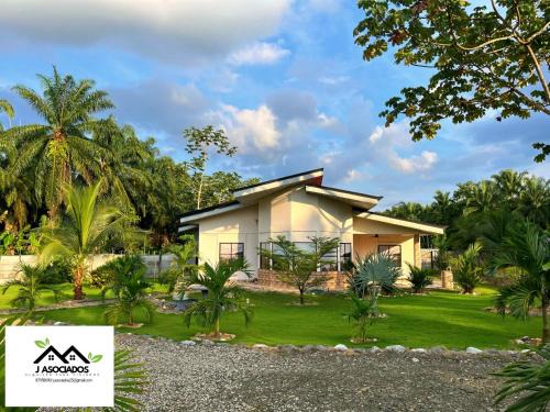 Casa July