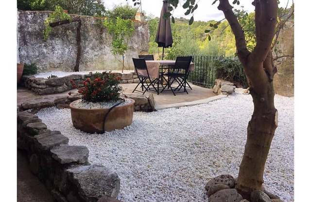 CASA LOLA: Nature, Mountains And Village Shared Swimming Pool