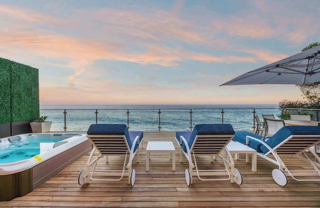 Casa Mare by Stay Awhile Villas