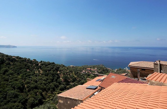 Casa Marida - Holidays in a historic building with beautiful sea view