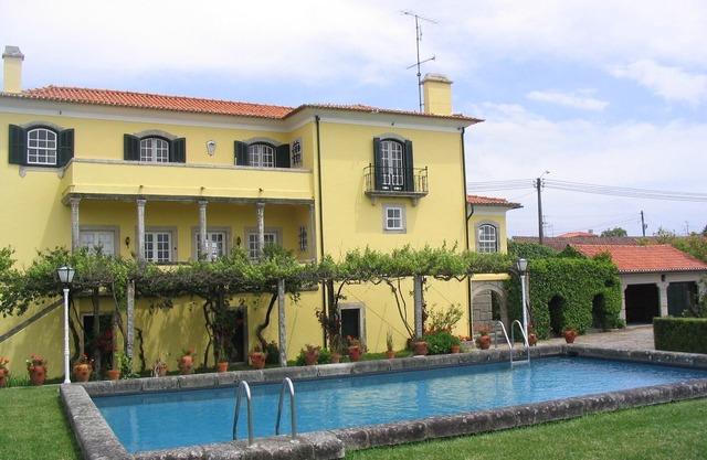 Casa Noble century. XVIII with private pool, balconies and spectacular views!