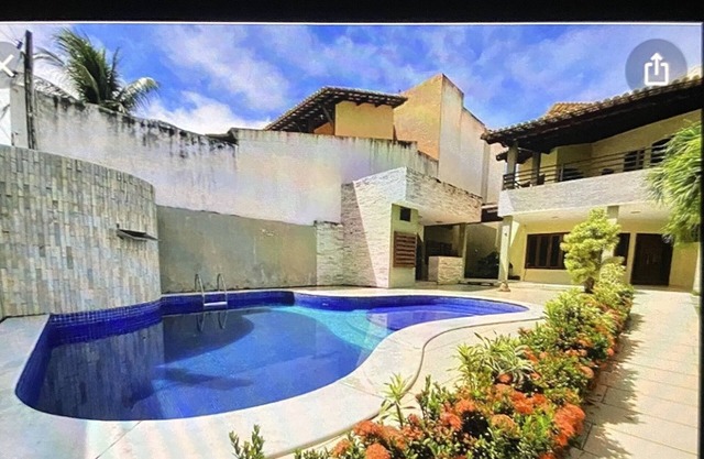 Casa na Barra a 150 metros da Praia!