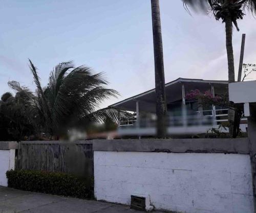 Casa na Frente da Praia do Maçarico