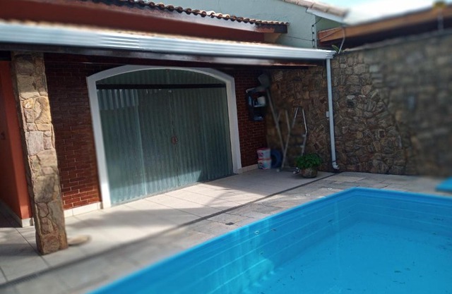 Casa na quadra da Praia de Peruíbe