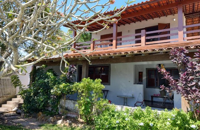 Casa pé na areia - 4m da praia!